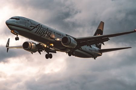 Image of an Alaska Airlines plane